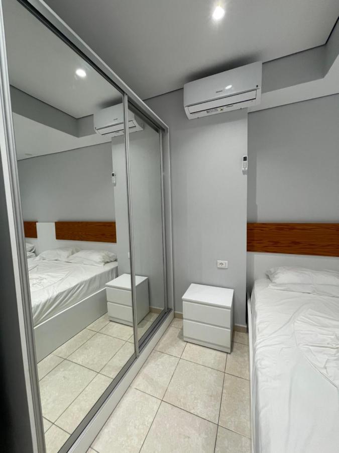 אוריקום Emerald Inn Apartments מראה חיצוני תמונה