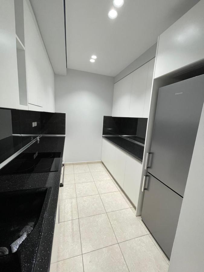 אוריקום Emerald Inn Apartments מראה חיצוני תמונה