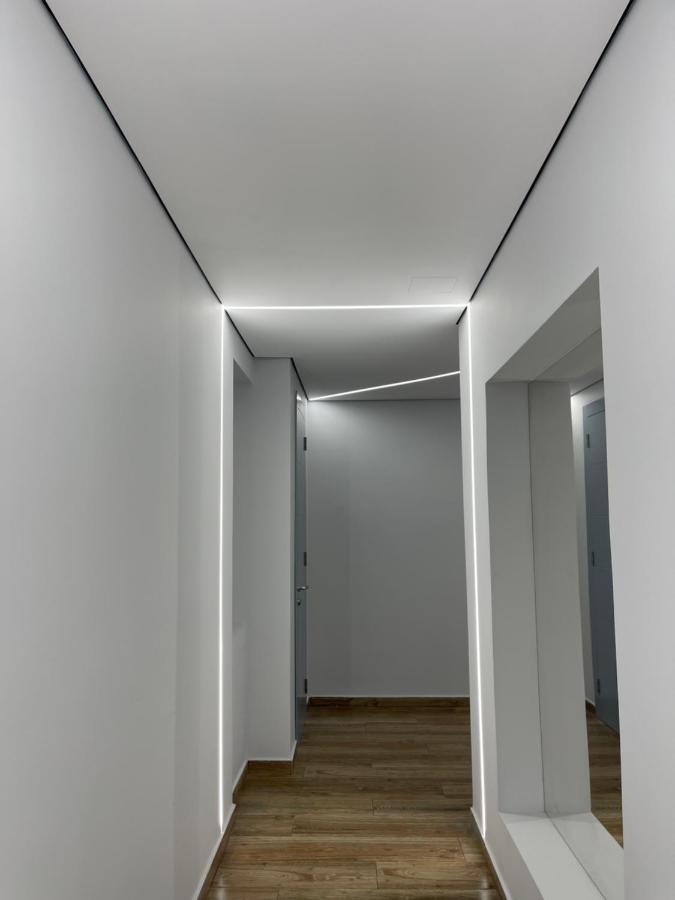 אוריקום Emerald Inn Apartments מראה חיצוני תמונה